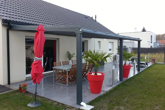 Menuiseries, bardage et pergolas